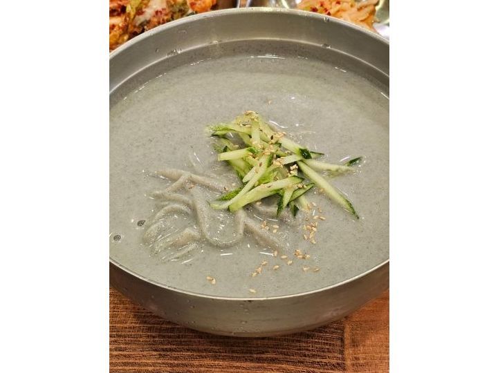 麦田间刀切面_韩国美食_韩国旅游网-韩巢
