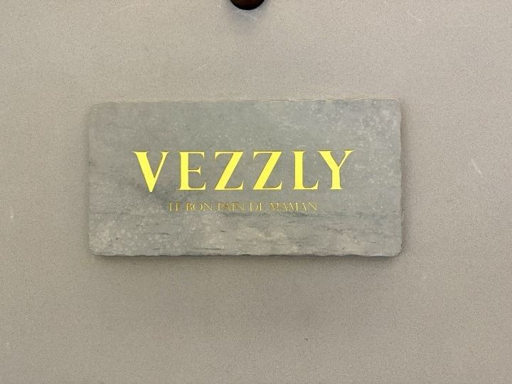 VEZZLY 现代百货贸易中心店