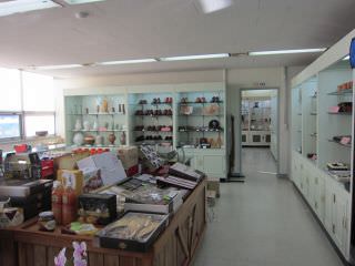 江原道产业经济振兴院 展览销售场 