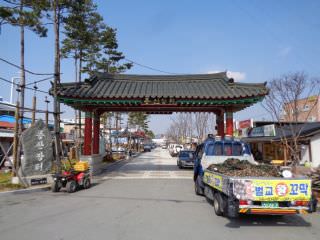 安东韩牛丰山集市