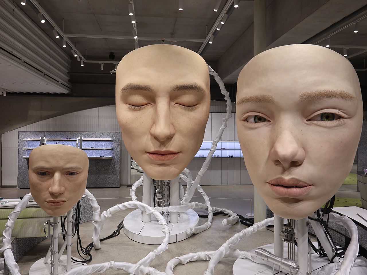 GENTLE MONSTER HAUS NOWHERE DOSAN