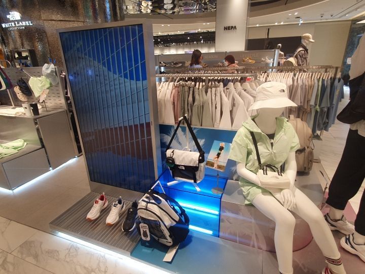 乐斯菲斯 WHITE LABEL 新世界百货江南店