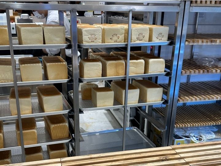 WHITELIER 乐天百货光复店