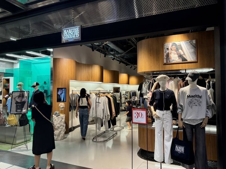 MARITHE FRANCOIS GIRBAUD 新世界百货大邱店