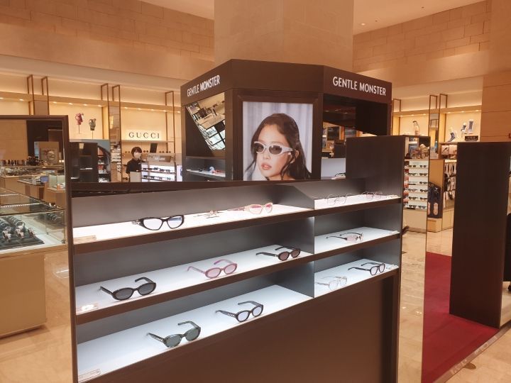GENTLE MONSTER 新世界百货明洞总店