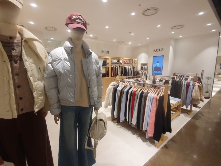 SATUR 现代百货新村店