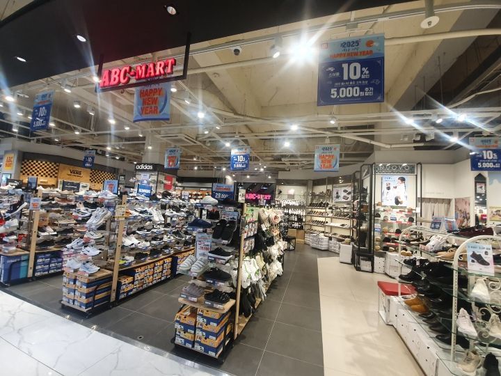 ABC MART ST江南Newcore店