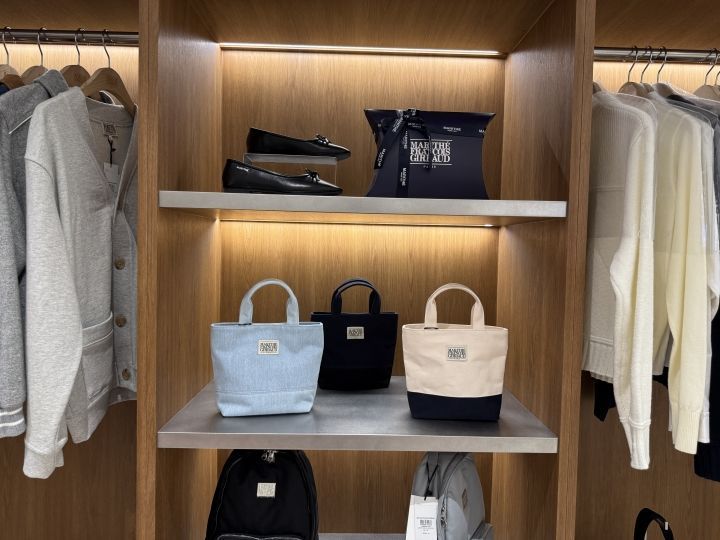 MARITHE FRANCOIS GIRBAUD 新世界百货 CentumCity店