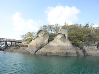 木浦草笠岩