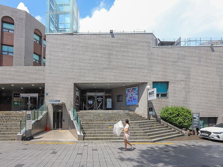 国立贞洞剧场Cecil