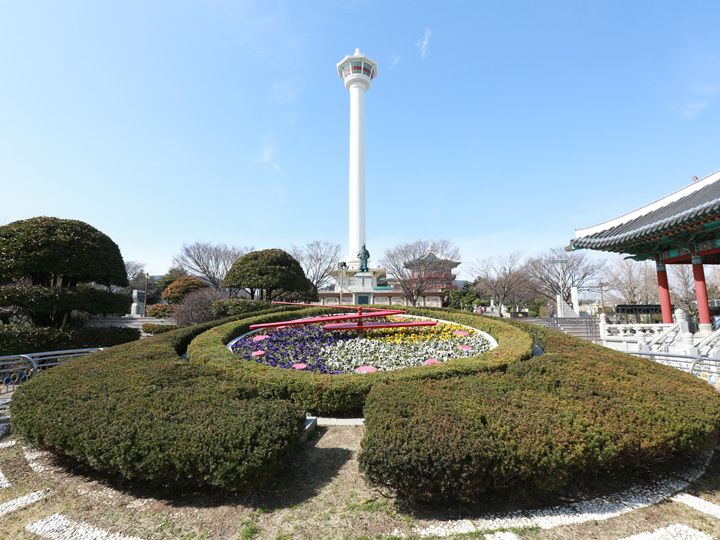 釜山塔・龙头山公园