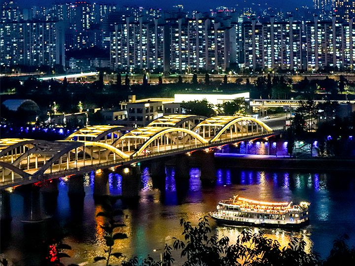 龙凤亭近邻公园