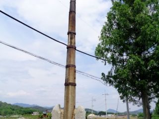 潭阳 客舍里 石幢竿