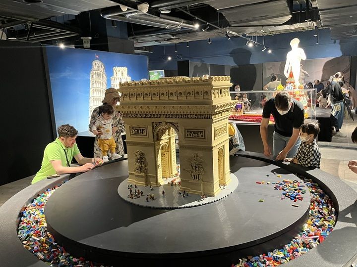 Brickman Wonder World