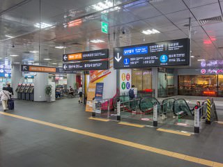 首尔站都心机场客运站(设施与交通介绍)